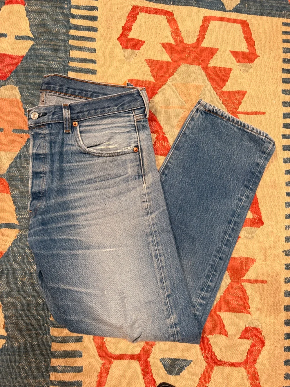 Vintage 501 Levi's distressed jeans sz 35/34
